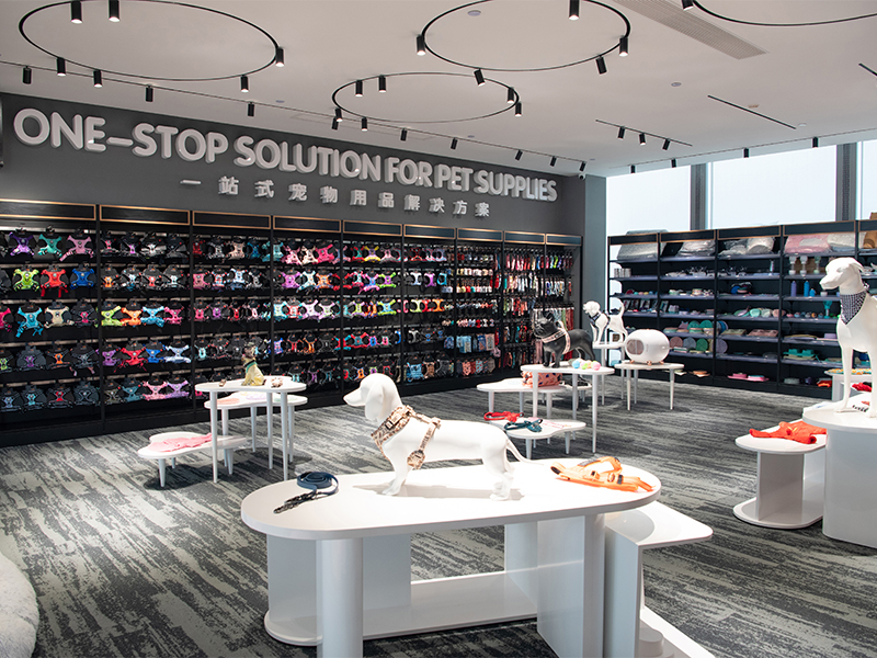 유쾌한 것부터 우아한 것까지: 부드러운 폭스 테리어 개 마네킹이 어떤 인테리어 스타일에도 어울리는 방법